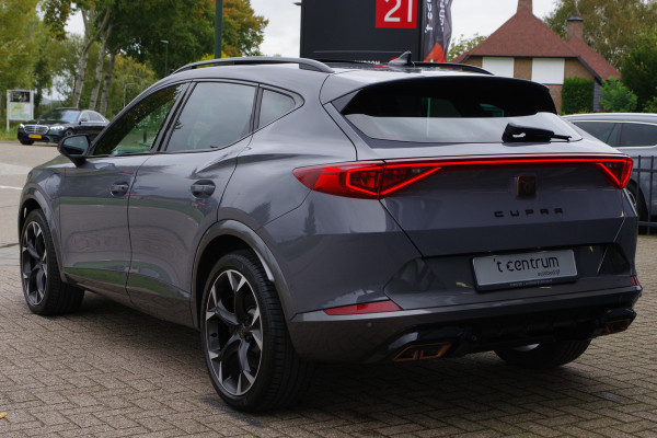 CUPRA Formentor 1.4 e-Hybrid VZ Performance 245 PK PHEV, Panoramadak, 360 Camera, Winterpakket CUPRA Formentor 1.4 e-Hybrid VZ Performance 245 PK PHEV, Panoramadak, 360 Camera, Winterpakket