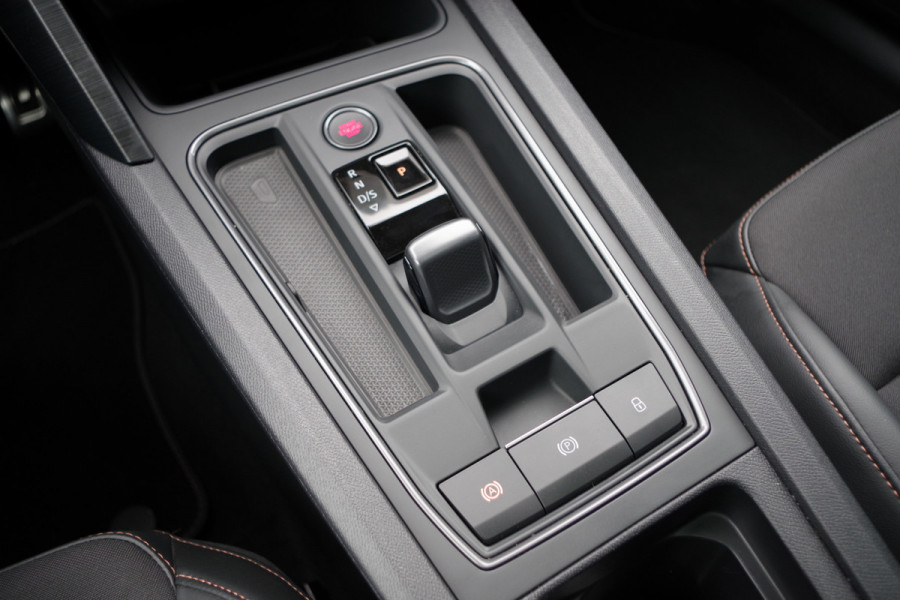 CUPRA Formentor 1.4 e-Hybrid VZ Performance 245 PK PHEV, Panoramadak, 360 Camera, Winterpakket CUPRA Formentor 1.4 e-Hybrid VZ Performance 245 PK PHEV, Panoramadak, 360 Camera, Winterpakket