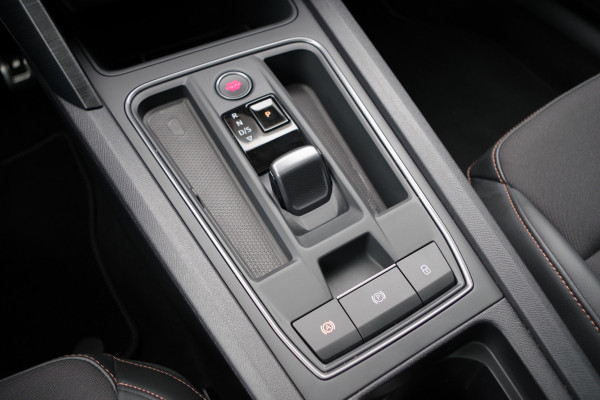 CUPRA Formentor 1.4 e-Hybrid VZ Performance 245 PK PHEV, Panoramadak, 360 Camera, Winterpakket CUPRA Formentor 1.4 e-Hybrid VZ Performance 245 PK PHEV, Panoramadak, 360 Camera, Winterpakket