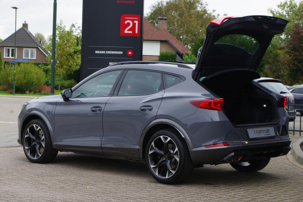 CUPRA Formentor 1.4 e-Hybrid VZ Performance 245 PK PHEV, Panoramadak, 360 Camera, Winterpakket CUPRA Formentor 1.4 e-Hybrid VZ Performance 245 PK PHEV, Panoramadak, 360 Camera, Winterpakket