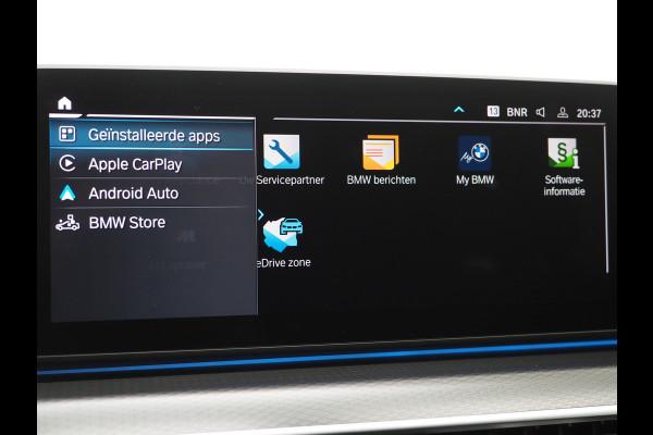 BMW 5 Serie Touring 520e M Sport Shadow | Panoramadak | Harman/Kardon | 360 | Keyless | Head Up | Trekhaak