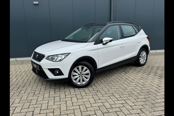 Seat Arona 1.0 TSI Style * Navigatie * Parkeersensoren * Cruise Control * Lichtmetalen Velgen
