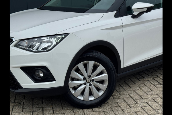 Seat Arona 1.0 TSI Style * Navigatie * Parkeersensoren * Cruise Control * Lichtmetalen Velgen