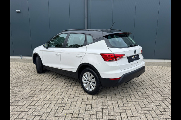 Seat Arona 1.0 TSI Style * Navigatie * Parkeersensoren * Cruise Control * Lichtmetalen Velgen