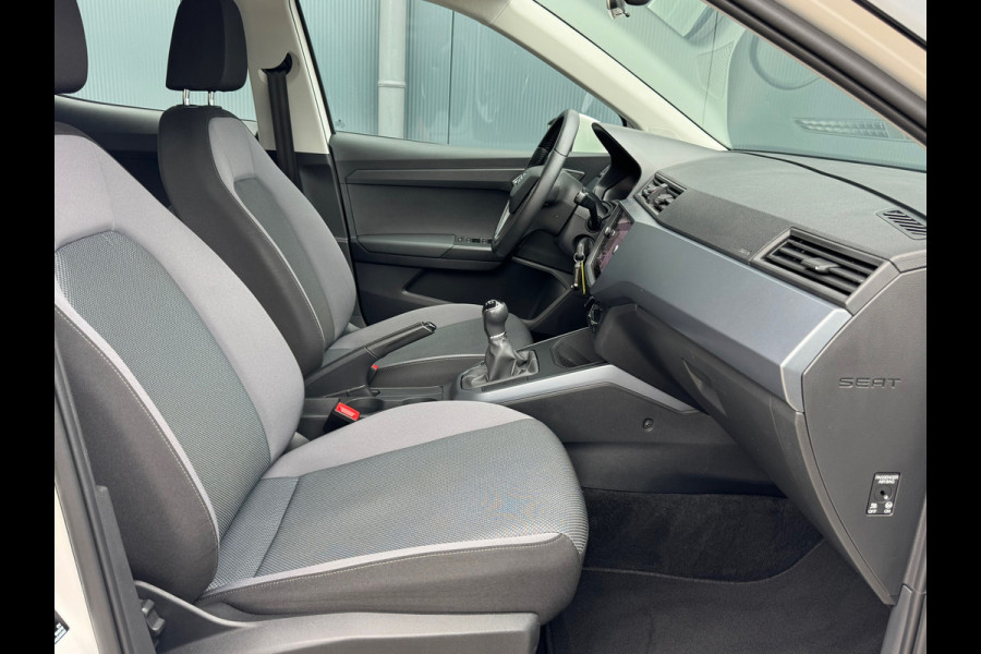 Seat Arona 1.0 TSI Style * Navigatie * Parkeersensoren * Cruise Control * Lichtmetalen Velgen