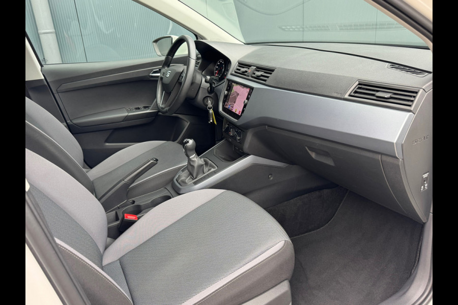 Seat Arona 1.0 TSI Style * Navigatie * Parkeersensoren * Cruise Control * Lichtmetalen Velgen