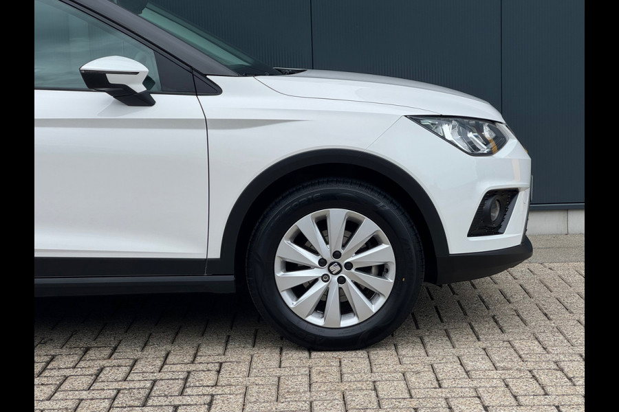 Seat Arona 1.0 TSI Style * Navigatie * Parkeersensoren * Cruise Control * Lichtmetalen Velgen
