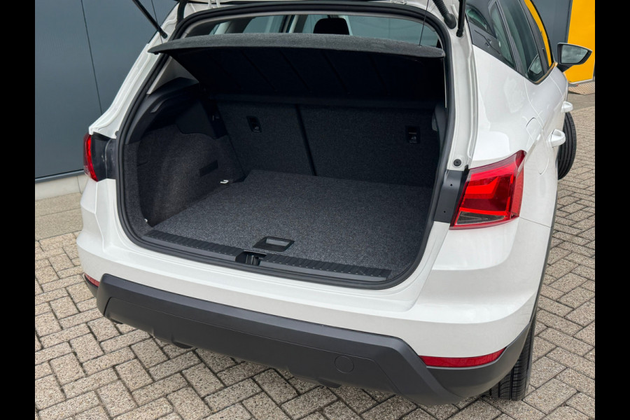 Seat Arona 1.0 TSI Style * Navigatie * Parkeersensoren * Cruise Control * Lichtmetalen Velgen