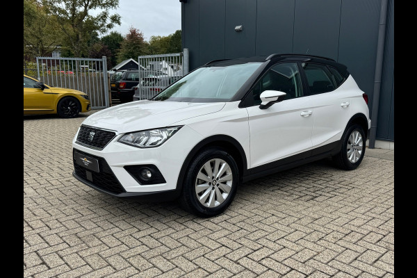 Seat Arona 1.0 TSI Style * Navigatie * Parkeersensoren * Cruise Control * Lichtmetalen Velgen