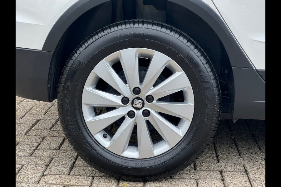 Seat Arona 1.0 TSI Style * Navigatie * Parkeersensoren * Cruise Control * Lichtmetalen Velgen