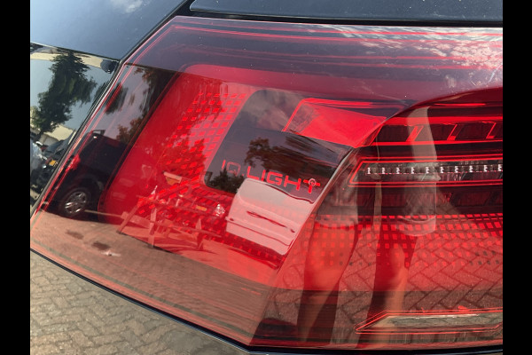 Volkswagen Golf 1.5 TSI Pano.dak IQ Massage Sfeerverl Adap.Cruise Carplay Led Memory Style