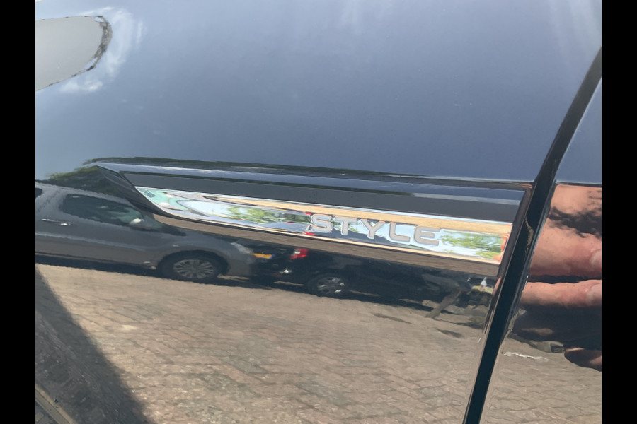 Volkswagen Golf 1.5 TSI Pano.dak IQ Massage Sfeerverl Adap.Cruise Carplay Led Memory Style