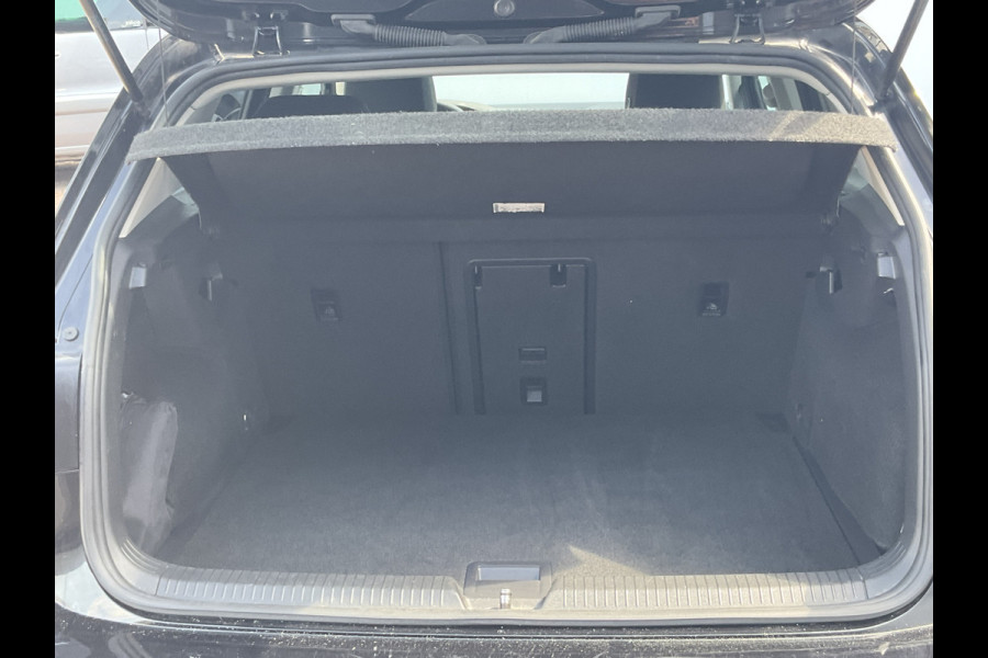 Volkswagen Golf 1.5 TSI Pano.dak IQ Massage Sfeerverl Adap.Cruise Carplay Led Memory Style