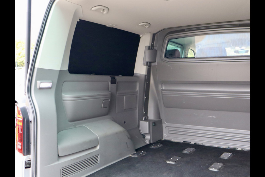 Volkswagen Transporter 2.0 TDI CARAVELLE BULLI 2X SCHUIFDEUR Volkswagen Transporter 2.0 TDI CARAVELLE BULLI 2X SCHUIFDEUR