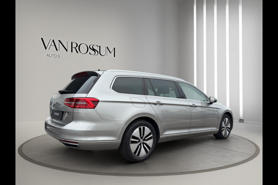 Volkswagen Passat Variant 1.4 TSI GTE Highline | Leder Stoel en verwarmd   | Head-up | Trekhaak Wegklap | Pano |