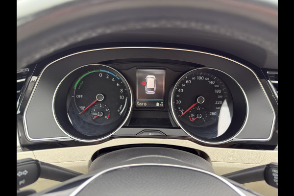 Volkswagen Passat Variant 1.4 TSI GTE Highline | Leder Stoel en verwarmd   | Head-up | Trekhaak Wegklap | Pano |