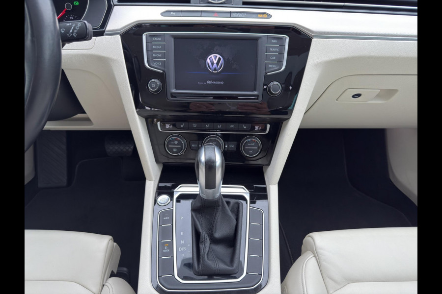 Volkswagen Passat Variant 1.4 TSI GTE Highline | Leder Stoel en verwarmd   | Head-up | Trekhaak Wegklap | Pano |