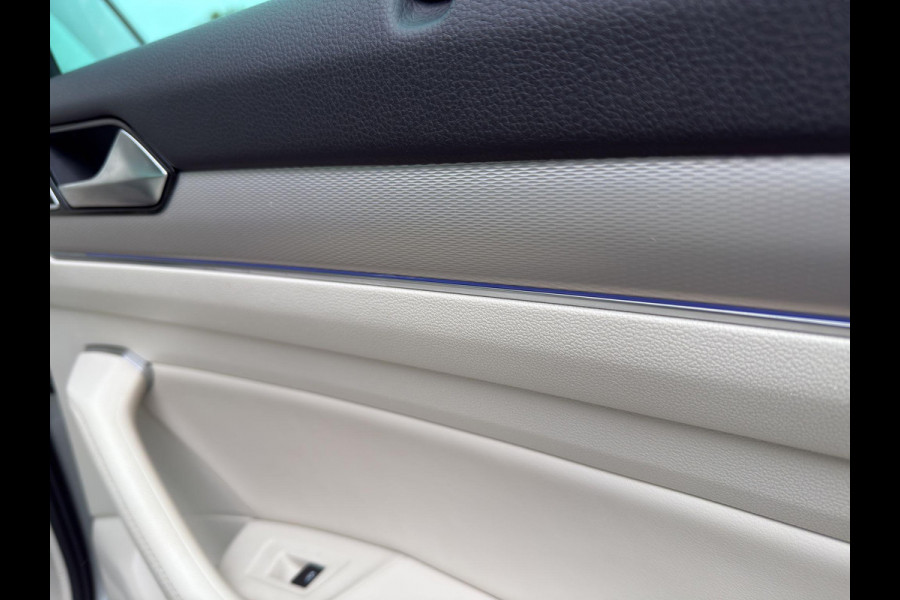 Volkswagen Passat Variant 1.4 TSI GTE Highline | Leder Stoel en verwarmd   | Head-up | Trekhaak Wegklap | Pano |