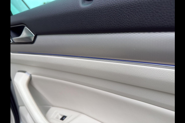 Volkswagen Passat Variant 1.4 TSI GTE Highline | Leder Stoel en verwarmd   | Head-up | Trekhaak Wegklap | Pano |
