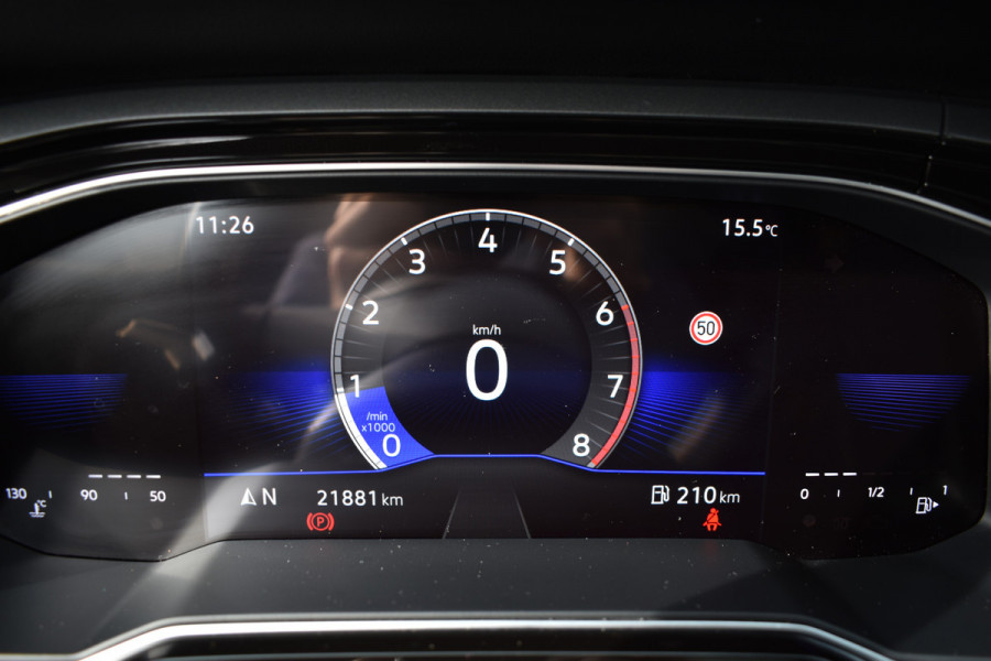 Volkswagen Taigo TSI 110PK R-LINE SPORT IQ-LIGHT/CARPLAY/PANORAMADAK Volkswagen Taigo TSI 110PK R-LINE SPORT IQ-LIGHT/CARPLAY/PANORAMADAK