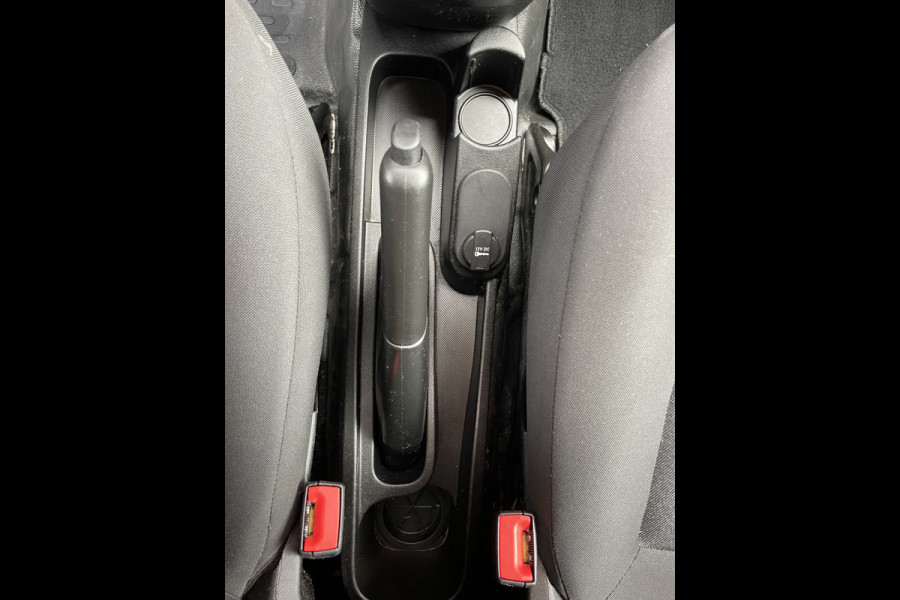 Fiat Fiorino 1.3 MJ S | Parkeersensoren | Winter en zomerbanden aanwezig