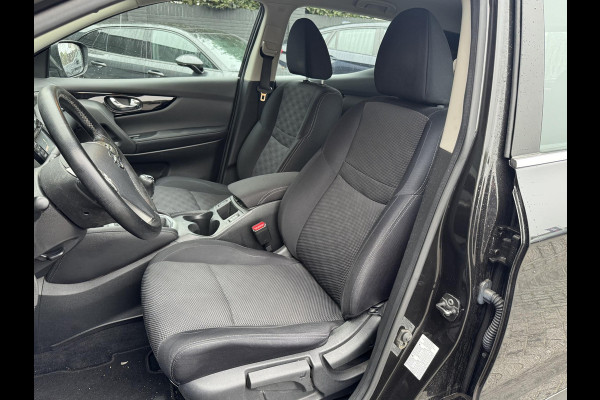 Nissan QASHQAI 1.2 N-Connecta | Navigatie | Camera | DAB | Lichtmetalen Velgen | Trekhaak | Nissan QASHQAI 1.2 N-Connecta | Navigatie | Camera | DAB | Lichtmetalen Velgen | Trekhaak |