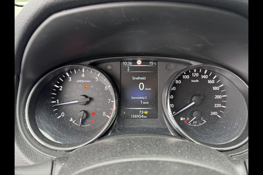 Nissan QASHQAI 1.2 N-Connecta | Navigatie | Camera | DAB | Lichtmetalen Velgen | Trekhaak | Nissan QASHQAI 1.2 N-Connecta | Navigatie | Camera | DAB | Lichtmetalen Velgen | Trekhaak |