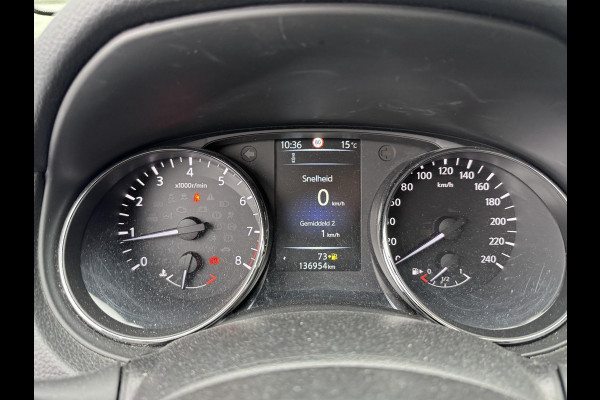 Nissan QASHQAI 1.2 N-Connecta | Navigatie | Camera | DAB | Lichtmetalen Velgen | Trekhaak | Nissan QASHQAI 1.2 N-Connecta | Navigatie | Camera | DAB | Lichtmetalen Velgen | Trekhaak |