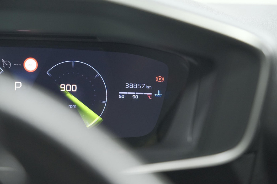 Peugeot 2008 PureTech 130 EAT8 GT | Camera | Apple Carplay | Parkeersensoren | 17 Inch Lichtmetalen Velgen