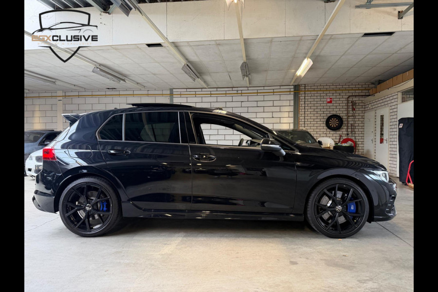 Volkswagen Golf 2.0 TSI R 4MOTION Performance/Pano/Akra/Drift/H&K/HUD/BlindSpot Volkswagen Golf 2.0 TSI R 4MOTION Performance/Pano/Akra/Drift/H&K/HUD/BlindSpot