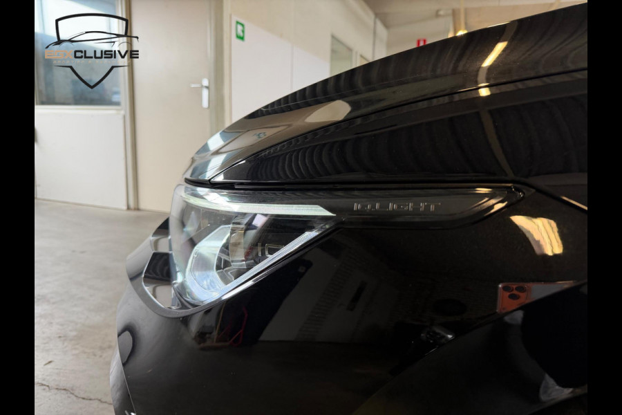 Volkswagen Golf 2.0 TSI R 4MOTION Performance/Pano/Akra/Drift/H&K/HUD/BlindSpot Volkswagen Golf 2.0 TSI R 4MOTION Performance/Pano/Akra/Drift/H&K/HUD/BlindSpot