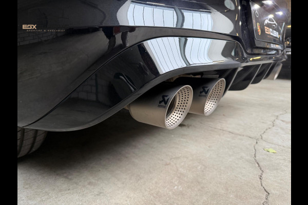 Volkswagen Golf 2.0 TSI R 4MOTION Performance/Pano/Akra/Drift/H&K/HUD/BlindSpot Volkswagen Golf 2.0 TSI R 4MOTION Performance/Pano/Akra/Drift/H&K/HUD/BlindSpot