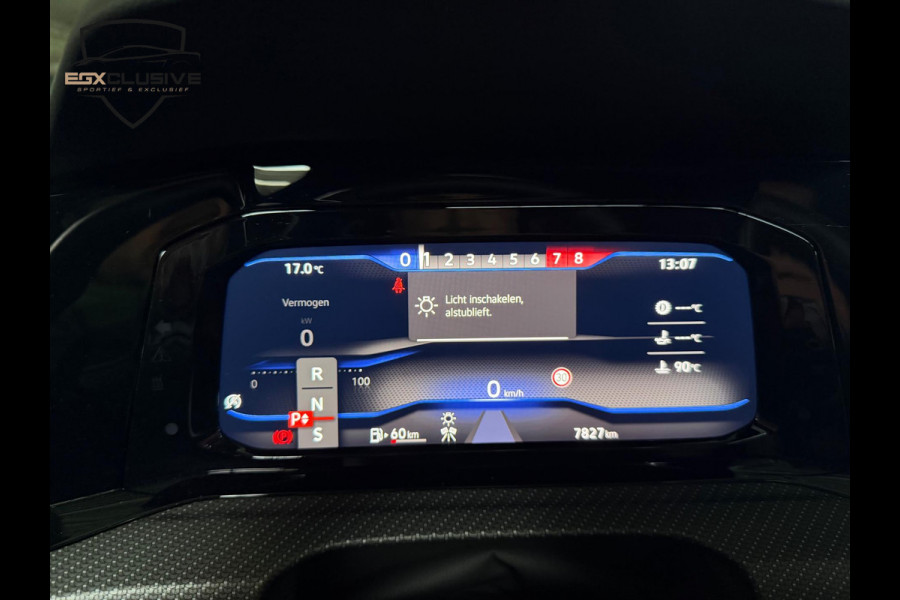 Volkswagen Golf 2.0 TSI R 4MOTION Performance/Pano/Akra/Drift/H&K/HUD/BlindSpot Volkswagen Golf 2.0 TSI R 4MOTION Performance/Pano/Akra/Drift/H&K/HUD/BlindSpot