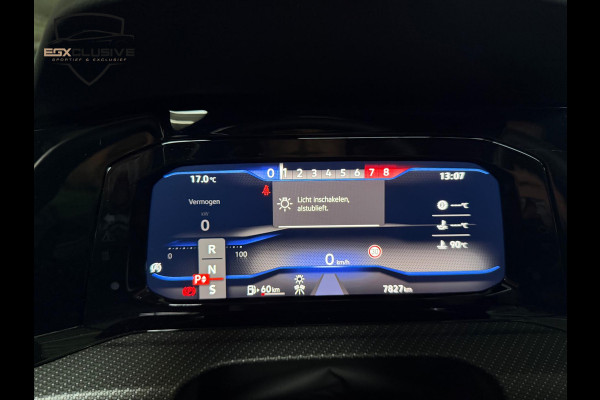Volkswagen Golf 2.0 TSI R 4MOTION Performance/Pano/Akra/Drift/H&K/HUD/BlindSpot Volkswagen Golf 2.0 TSI R 4MOTION Performance/Pano/Akra/Drift/H&K/HUD/BlindSpot