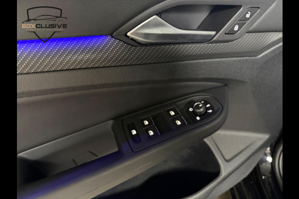 Volkswagen Golf 2.0 TSI R 4MOTION Performance/Pano/Akra/Drift/H&K/HUD/BlindSpot Volkswagen Golf 2.0 TSI R 4MOTION Performance/Pano/Akra/Drift/H&K/HUD/BlindSpot