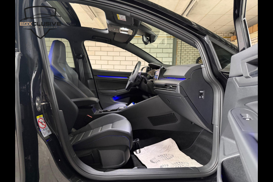 Volkswagen Golf 2.0 TSI R 4MOTION Performance/Pano/Akra/Drift/H&K/HUD/BlindSpot Volkswagen Golf 2.0 TSI R 4MOTION Performance/Pano/Akra/Drift/H&K/HUD/BlindSpot