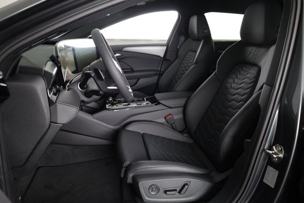 Audi A6 Avant e-tron S edition performance 100 kWh 367pk | Luchtvering | Rode Remzadels | Winterpakket | 21 inch lichtmetalen velgen Audi A6 Avant e-tron S edition performance 100 kWh 367pk | Luchtvering | Rode Remzadels | Winterpakket | 21 inch lichtmetalen velgen