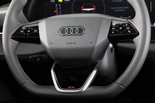 Audi A6 Avant e-tron S edition performance 100 kWh 367pk | Luchtvering | Rode Remzadels | Winterpakket | 21 inch lichtmetalen velgen Audi A6 Avant e-tron S edition performance 100 kWh 367pk | Luchtvering | Rode Remzadels | Winterpakket | 21 inch lichtmetalen velgen