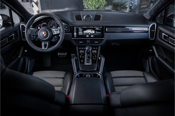 Porsche Cayenne Coupé 4.0 Turbo S E-Hybrid GTS Pack! 810PK! - Sport Chrono | Keramisch | Vierwielsturing | Luchtvering | Burmester | Elek. Trekhaak