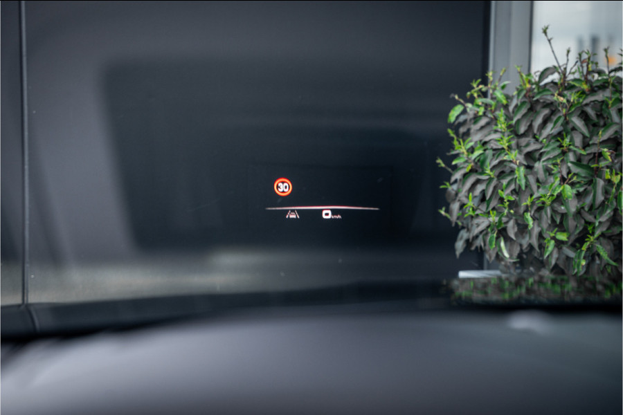 Porsche Cayenne Coupé 4.0 Turbo S E-Hybrid GTS Pack! 810PK! - Sport Chrono | Keramisch | Vierwielsturing | Luchtvering | Burmester | Elek. Trekhaak