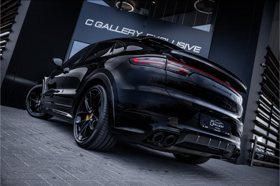 Porsche Cayenne Coupé 4.0 Turbo S E-Hybrid GTS Pack! 810PK! - Sport Chrono | Keramisch | Vierwielsturing | Luchtvering | Burmester | Elek. Trekhaak
