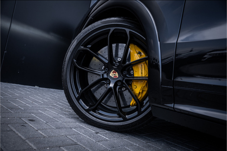Porsche Cayenne Coupé 4.0 Turbo S E-Hybrid GTS Pack! 810PK! - Sport Chrono | Keramisch | Vierwielsturing | Luchtvering | Burmester | Elek. Trekhaak