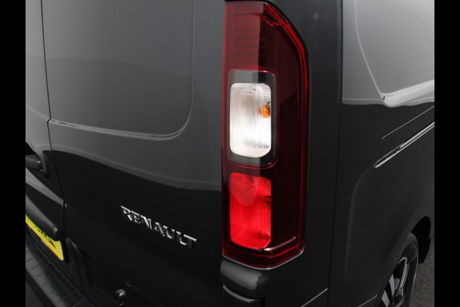 Renault Trafic 150PK T29 L2H1 Extra Dubbele Cabine Automaat Navigatie | Airco | Lichtmetalen velgen | Betimmering | Trekhaak | Camera | Parkeer sensoren | Dab
