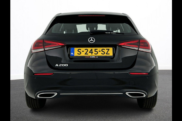 Mercedes-Benz A-Klasse 200 163pk Automaat Progressive | Navigatie | Cruise Control | Lane Assist | Stoelverwarming | Stoelverwarming | LED | Camera | Parkeer sensoren