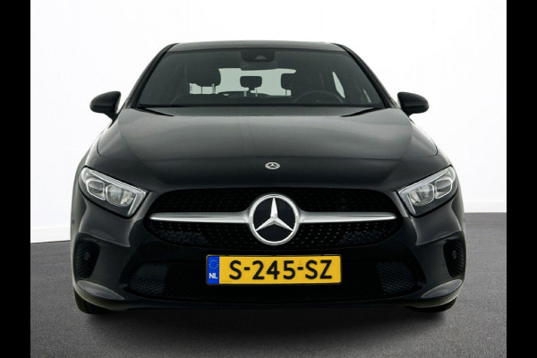 Mercedes-Benz A-Klasse 200 163pk Automaat Progressive | Navigatie | Cruise Control | Lane Assist | Stoelverwarming | Stoelverwarming | LED | Camera | Parkeer sensoren