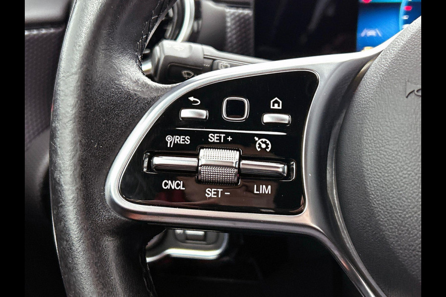 Mercedes-Benz A-Klasse 200 163pk Automaat Progressive | Navigatie | Cruise Control | Lane Assist | Stoelverwarming | Stoelverwarming | LED | Camera | Parkeer sensoren