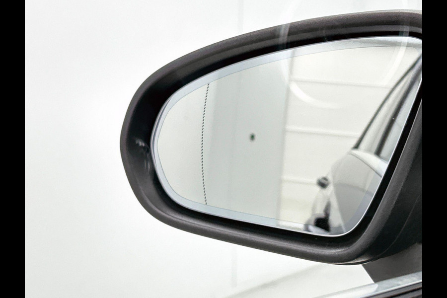 Mercedes-Benz A-Klasse 200 163pk Automaat Progressive | Navigatie | Cruise Control | Lane Assist | Stoelverwarming | Stoelverwarming | LED | Camera | Parkeer sensoren