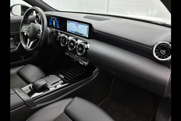 Mercedes-Benz A-Klasse 200 163pk Automaat Progressive | Navigatie | Cruise Control | Lane Assist | Stoelverwarming | Stoelverwarming | LED | Camera | Parkeer sensoren