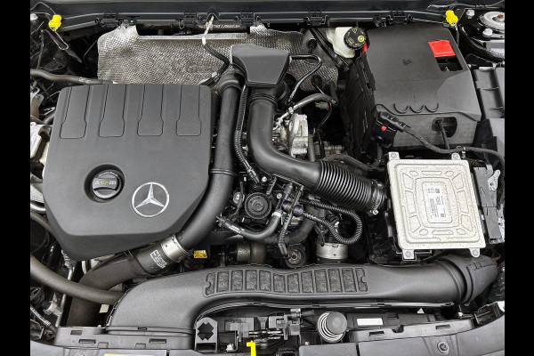 Mercedes-Benz A-Klasse 200 163pk Automaat Progressive | Navigatie | Cruise Control | Lane Assist | Stoelverwarming | Stoelverwarming | LED | Camera | Parkeer sensoren