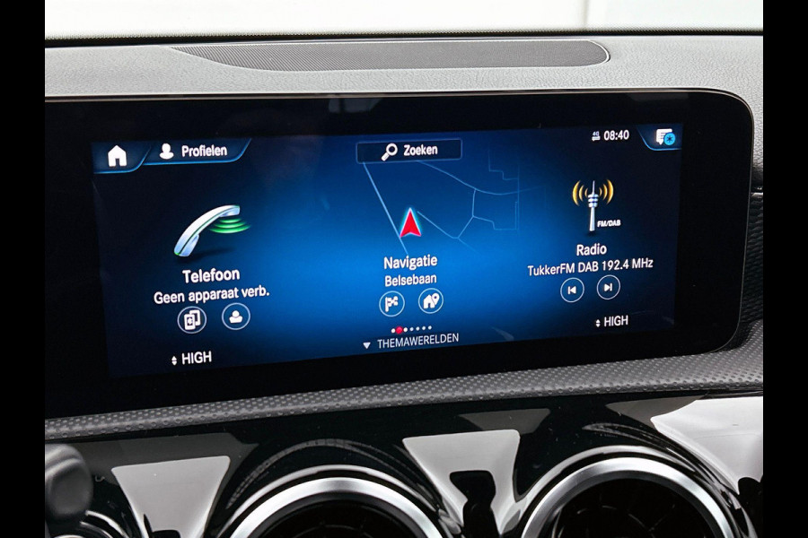 Mercedes-Benz A-Klasse 200 163pk Automaat Progressive | Navigatie | Cruise Control | Lane Assist | Stoelverwarming | Stoelverwarming | LED | Camera | Parkeer sensoren